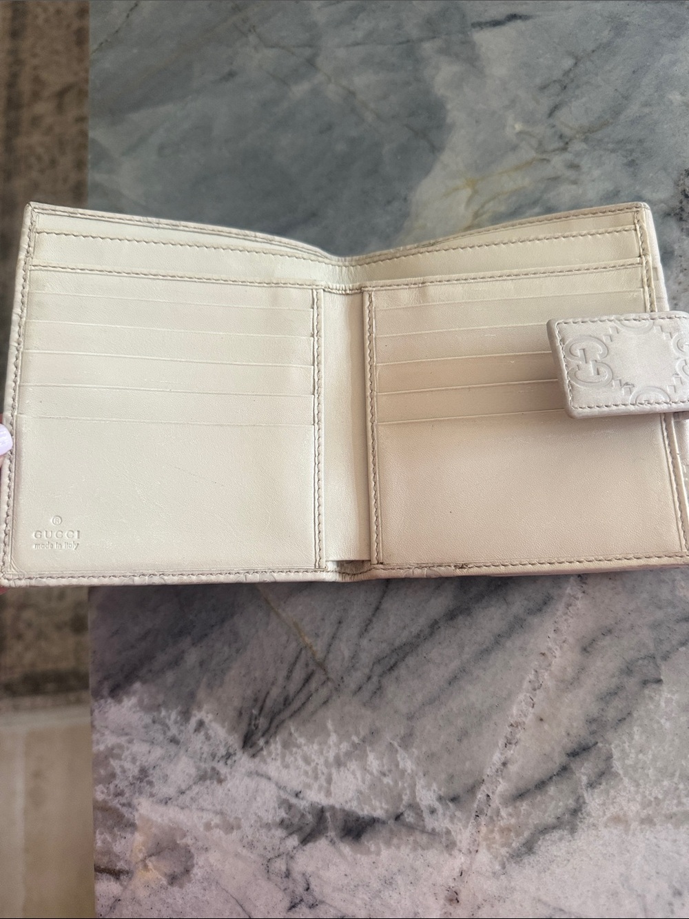 Gucci Metallic Light Silver Logo Leather Wallet with Gold Bar - Picture 6 of 6